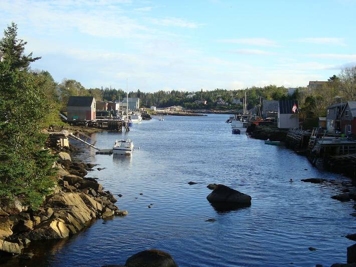 Location de vacances pour 8 personnes, avec balcon ainsi que jacuzzi et jardin, animaux acceptés à Halifax - 2