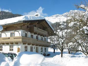 Appartement voor 3 Personen in Loferer und Leoganger Steinberge, Leogang, Afbeelding 1