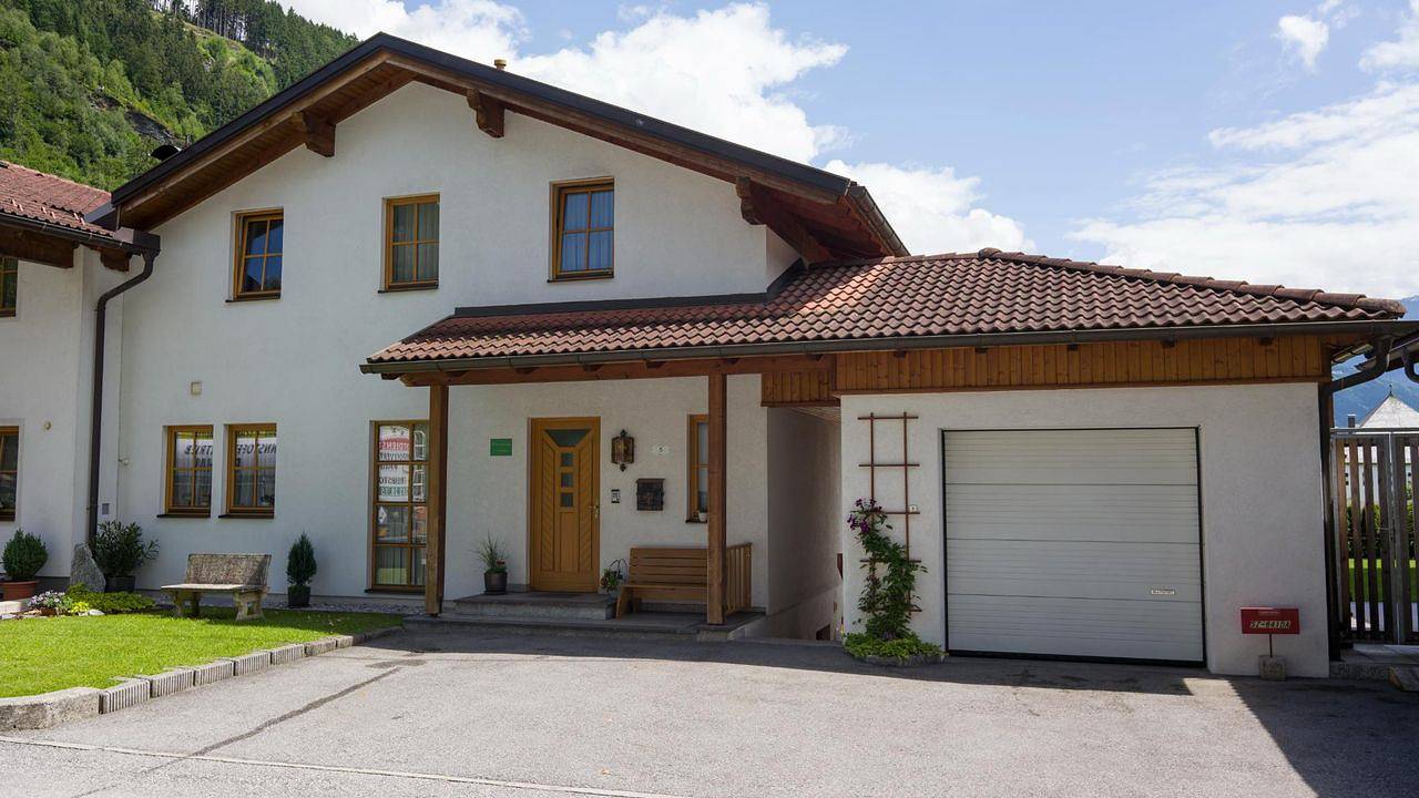 Ganze Ferienwohnung, Ferienwohnung für 4 Personen (50 m²) in Stumm im Zillertal in Stumm, Ski-Optimal Hochzillertal