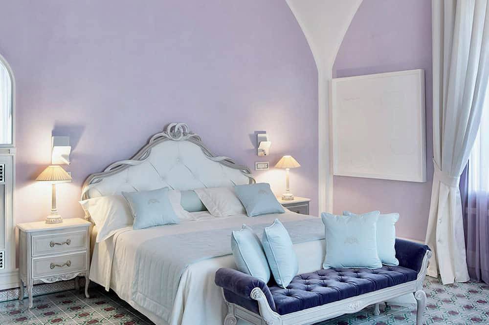 Ravello Retreat - Six Bedroom Villa, Sleeps 12 in Ravello, Costa Amalfitana