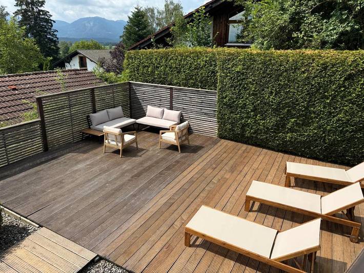 Ferienwohnung für 12 Personen, mit Balkon und Terrasse sowie Garten und Sauna
