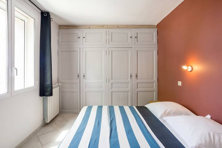 Villa charmante à La Tour-d'Aigues avec piscine privée in La Tour-d'Aigues, Parc naturel régional du Luberon