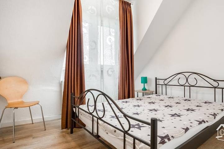 Ganze Wohnung, Gutmensch Oberhausen 4 Schlafzimmer in Oberhausen, Ruhrgebiet