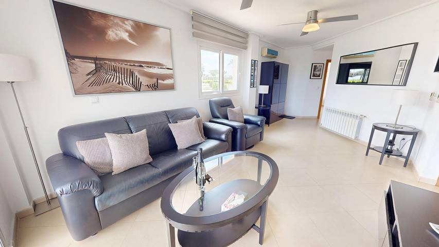 Apartment for 4 people, with Terrace and Garden as well as Pool in Murcia