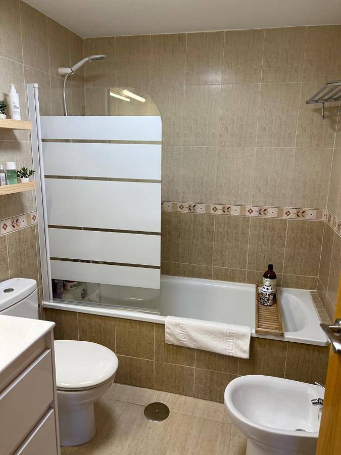 Gîte pour 5 personnes, avec Balcon ainsi que Terrasse et Piscine dans Los Nietos - 3