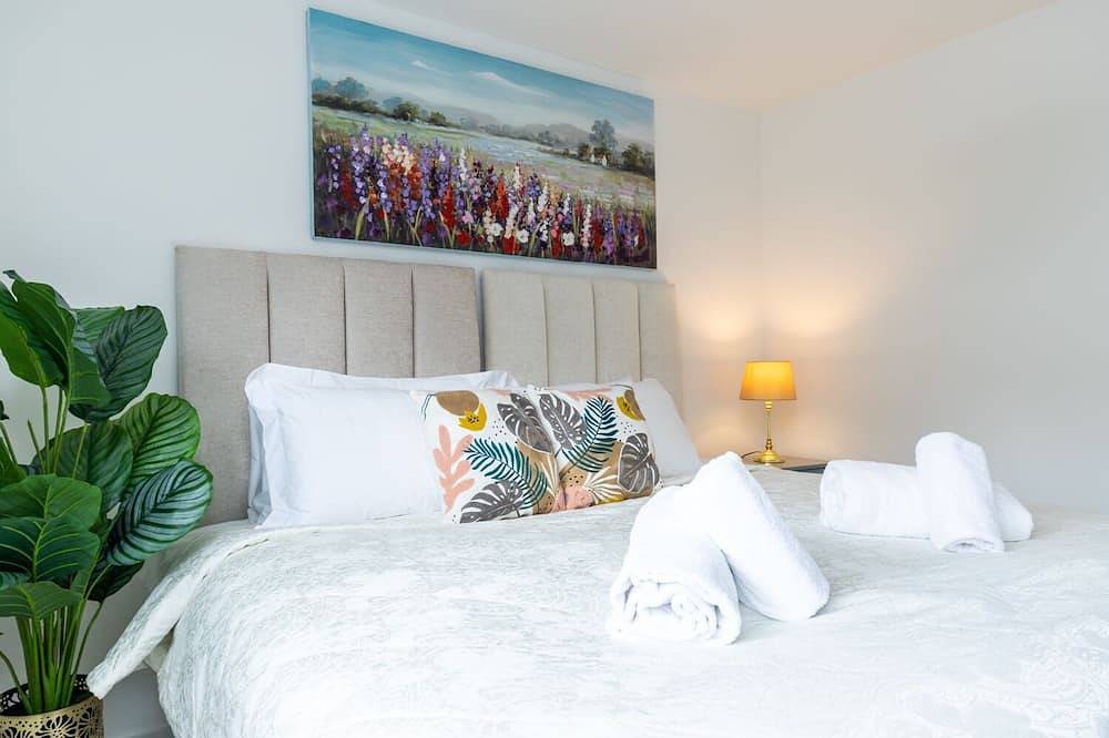 3Bed Luxury House in Stevenage Hertfordshire  Short Lets in Stevenage, Hertfordshire