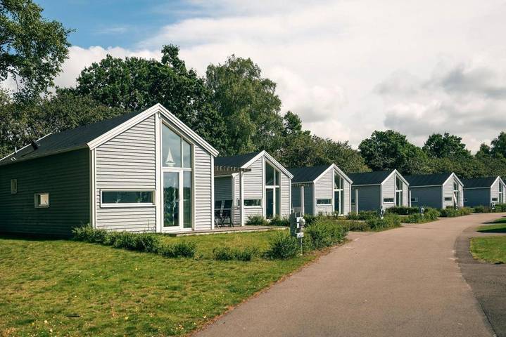 Camping voor 6 personen, with Terras and Tuin as well as Kinderzwembad and Zwembad in Skane