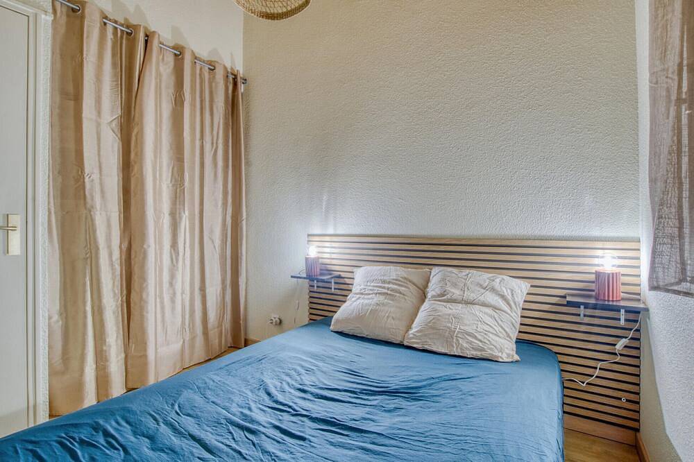 Entire apartment, 2 bedroom cozy apartment in Saint-Georges-de-Didon in Saint-Georges-de-Didonne, Rochefort region