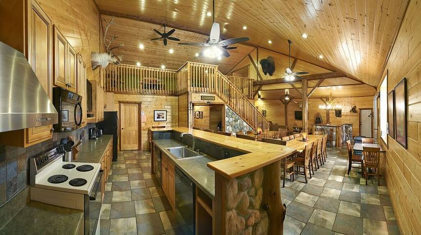 Vacation rental for 34 people, with garden in Wisconsin