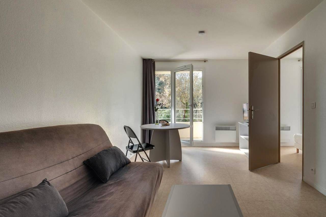 Entire apartment, Studio Apartment in Valbonne, Mediterranean Coast (France)