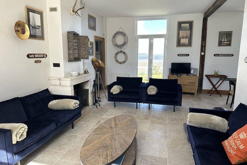 Splendid waterfront Villa with  stunning view over the ocean in Ronce-les-Bains, La Tremblade