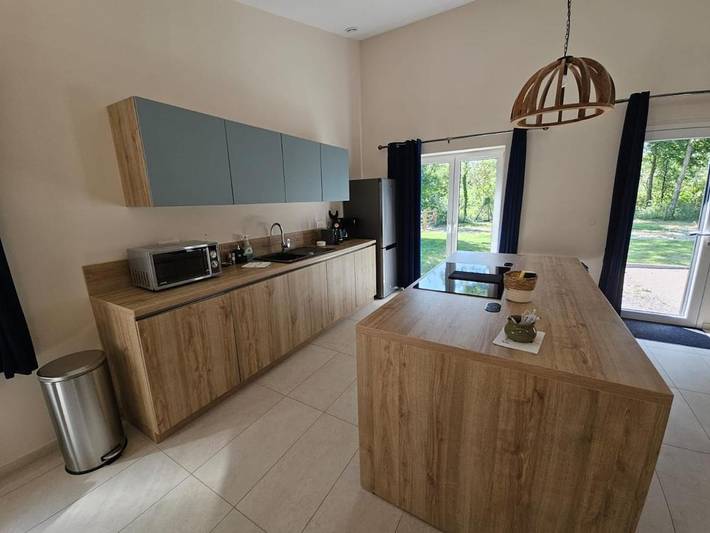 Location de vacances pour 4 personnes, avec Terrasse ainsi que Jardin et Sauna à Saint-Quentin-en-Tourmont - 4