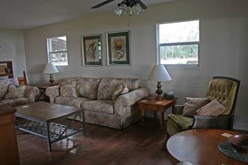 Log Cabin for 8 People in Lake George (FL), Florida, Photo 3