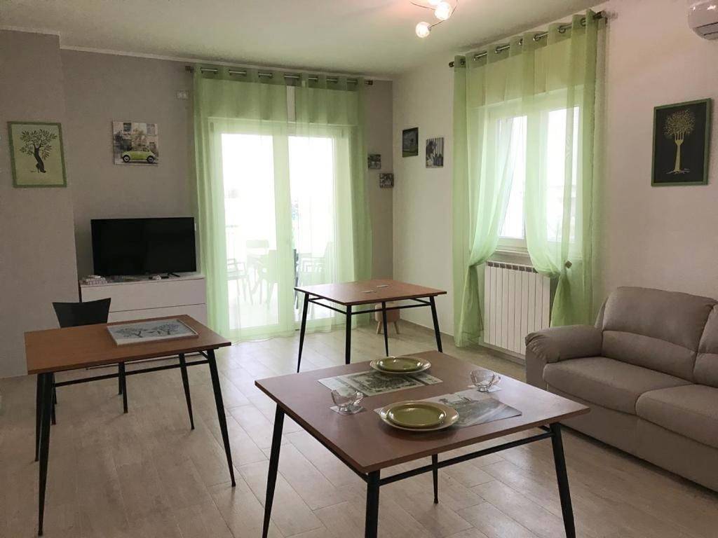 Deluxe Double Room with Extra Bed in Terlizzi, Provincia di Bari