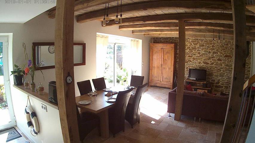 Location de vacances pour 8 personnes, avec Terrasse ainsi que Jardin et Vue à Pleslin-Trigavou - 4