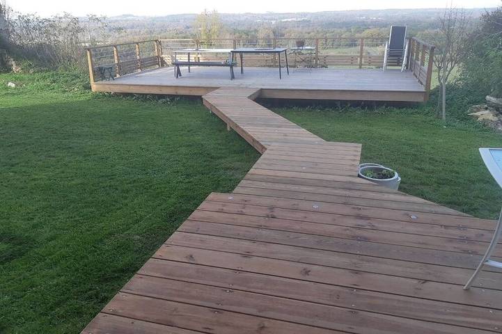 Holiday home for 18 people, with hot tub and garden - 1