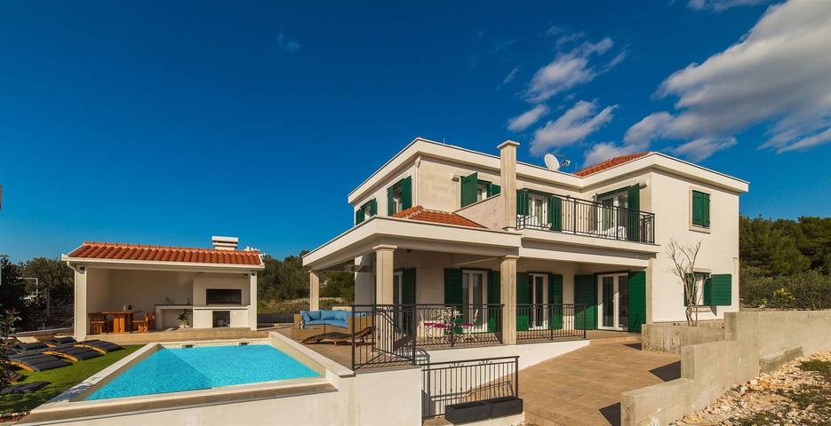 Villa für 10 Personen, mit Pool und Garten in Primosten