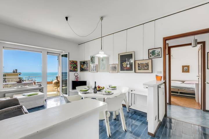 Gîte pour 4 personnes, avec vue sur l’océan et balcon, adapté aux familles à San Remo - 3