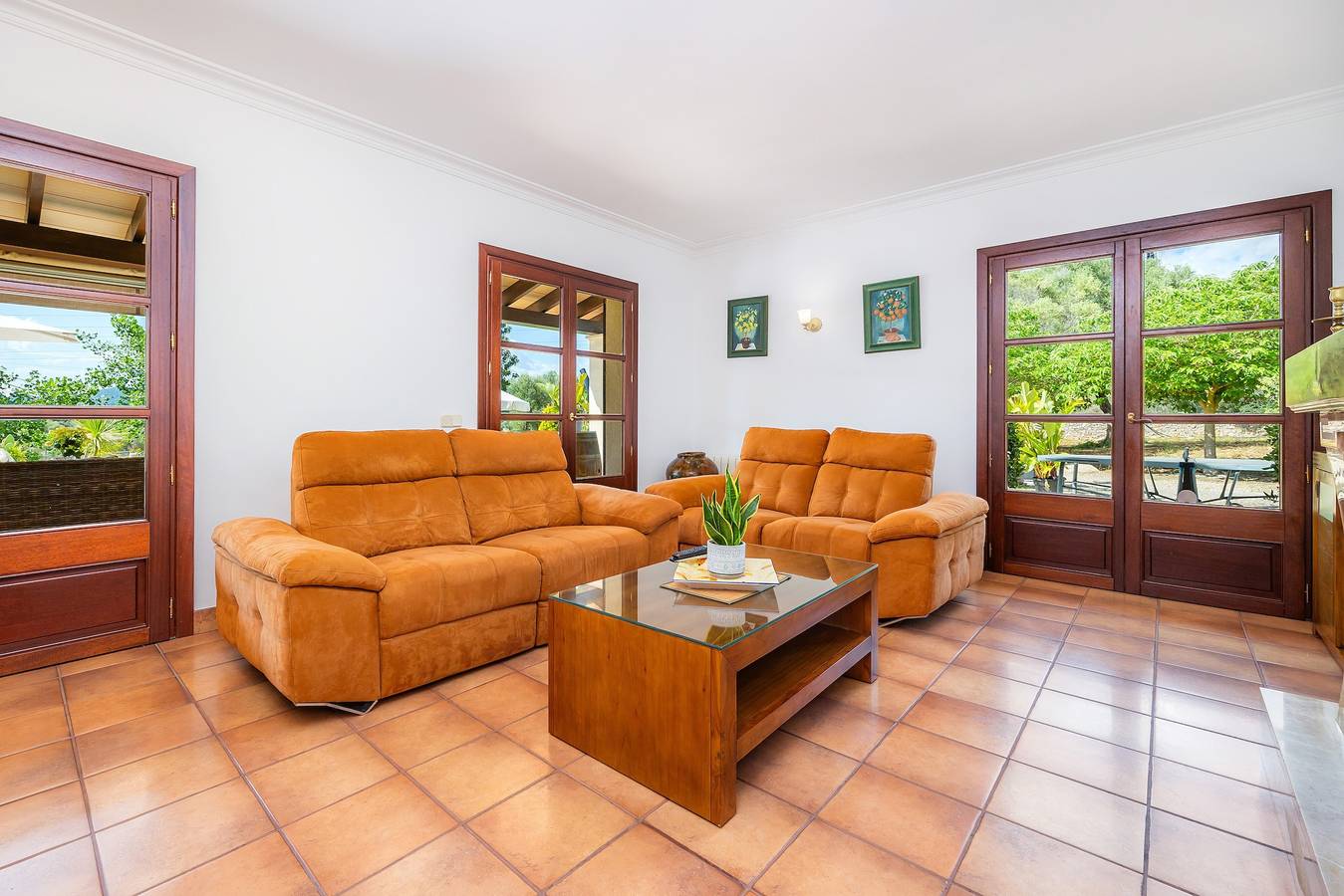 Country House 'Sa Creu Vella Ses Ancores' with Private Pool, Wi-Fi and Air Conditioning in Capdepera, East Majorca