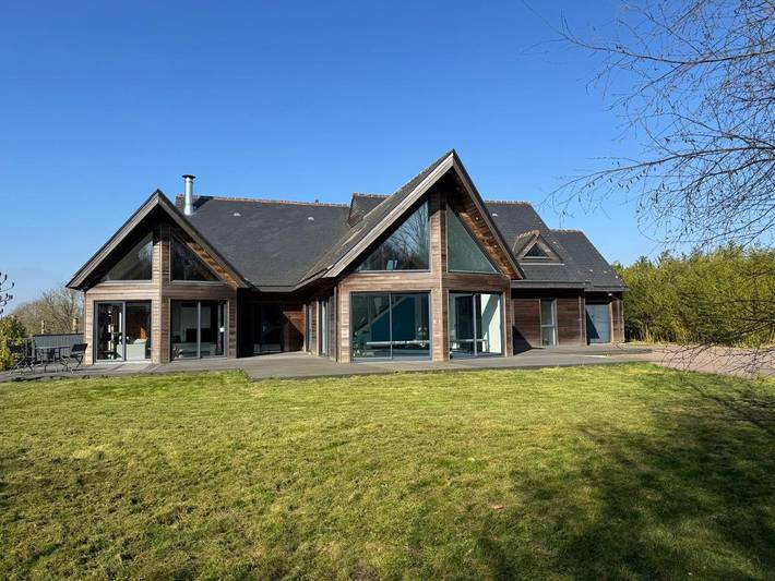 Location de vacances pour 12 personnes, avec jardin et piscine, animaux acceptés dans Condé-en-Normandie - 2