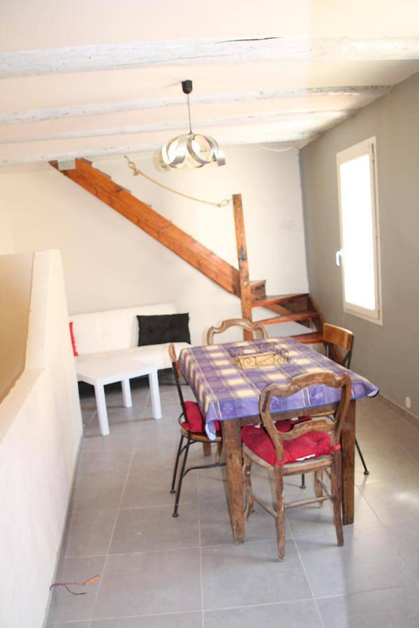 Location de vacances pour 4 personnes, avec vue, animaux acceptés à Saint-Paul-les-Fonts - 3