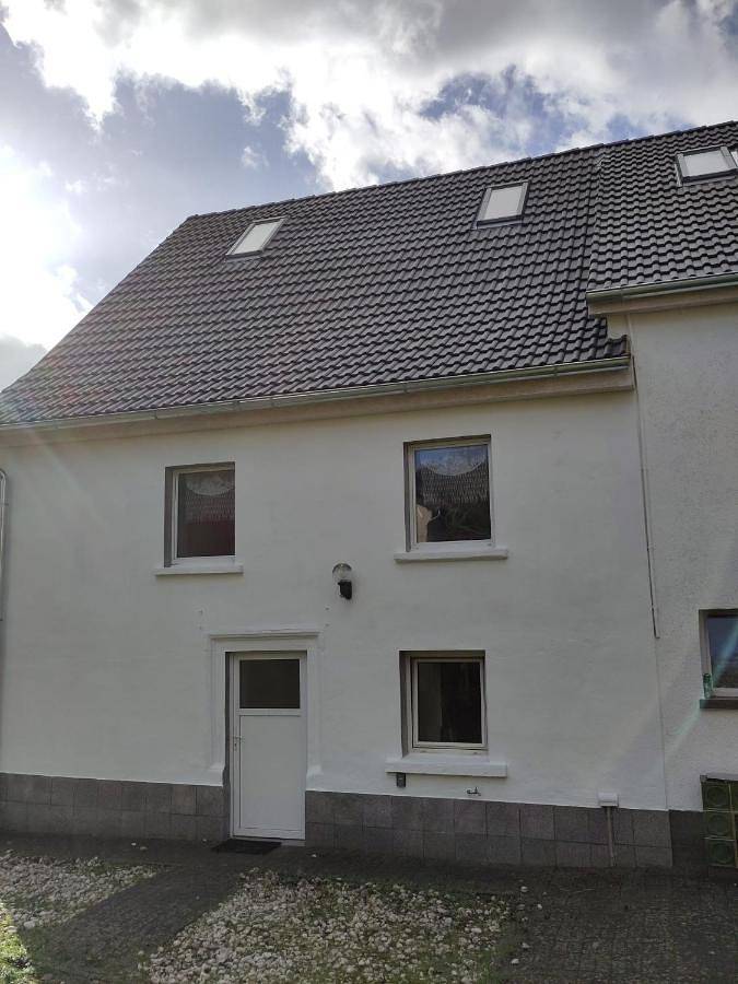 Ferienhaus für 8 Personen, mit Seeblick und Garten sowie Ausblick in Rheinland-Pfalz