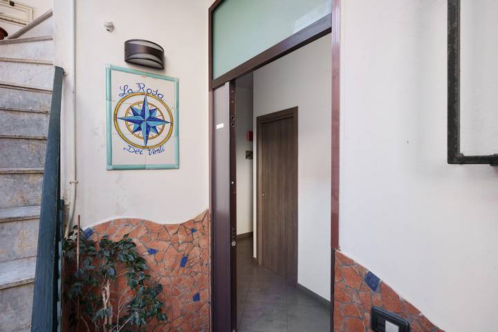 Room 'Camera Maestrale Partial Sea View' with Sea View, Wi-Fi and Air Conditioning in Cetara, Amalfi Coast