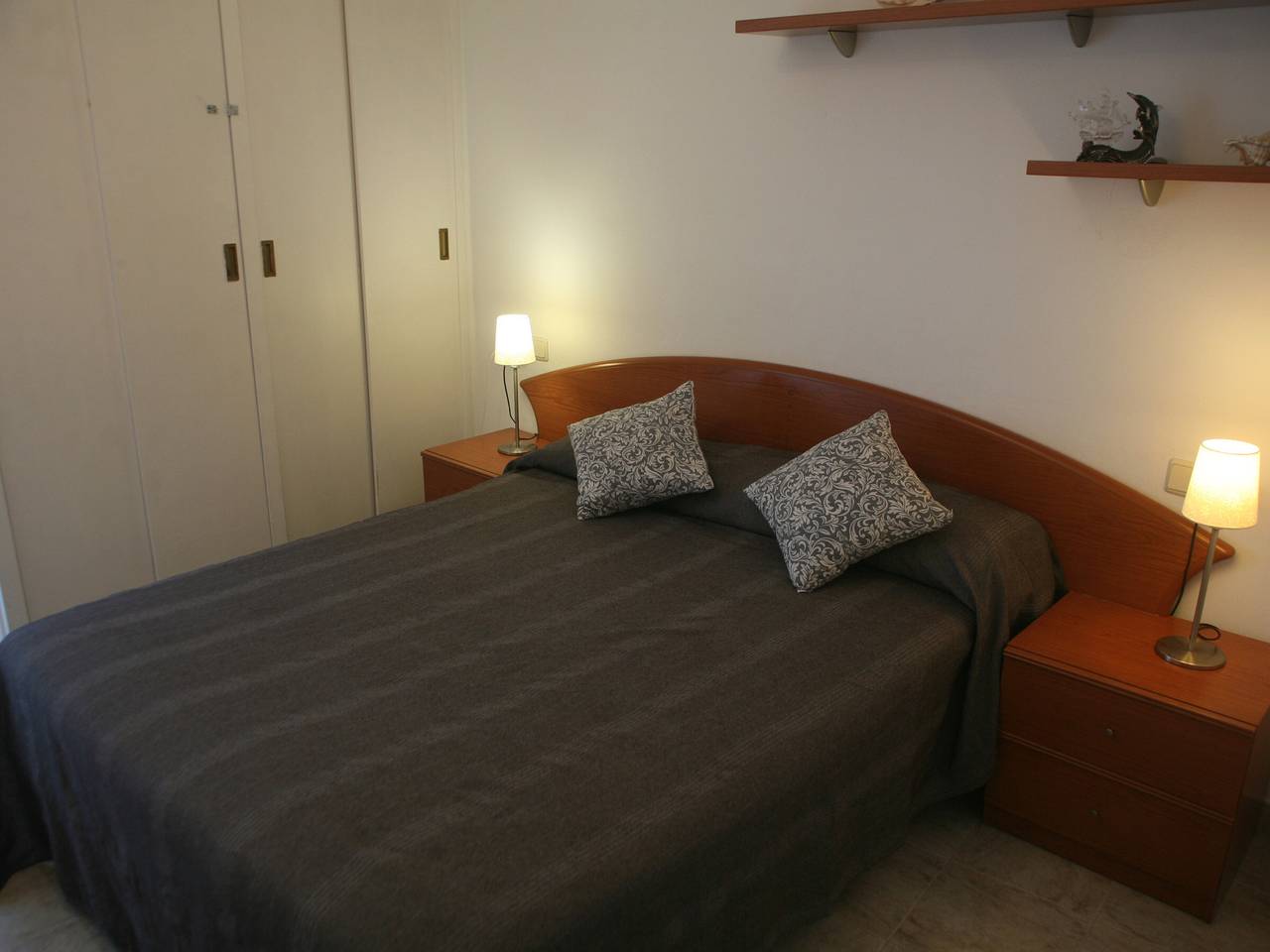 Appartement entier, Appartement 2 chambres avec piscine et parking, à 50m de la plage in l'Estartit, L'Estartit