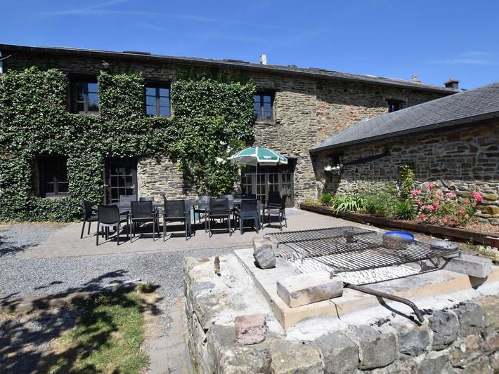Authentic Holiday Home in Gouvy near Forest in Montleban, Gouvy
