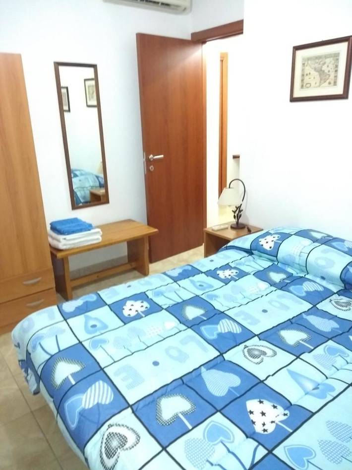 Casa vacanza per 4 persone, con panorama e giardino, adatto a famiglie con bambini - 1