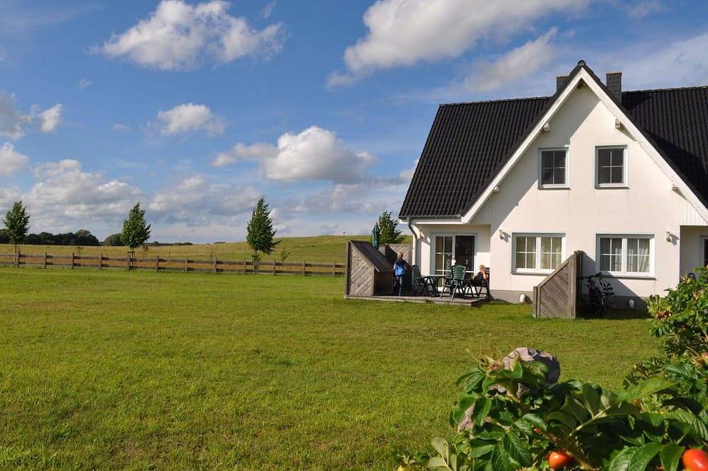 Familienfreundliches 4**** Ferienhaus mit großem Grundstück in Rankwitz, Usedom