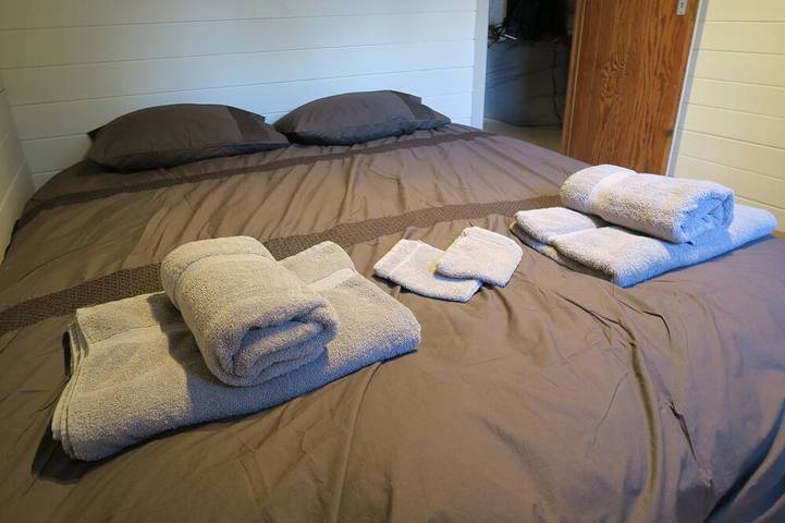 La Dolce Vita gemütliches Chalet mitten in der Natur mit Sauna und Jacuzzi in Knesselare, Ostflandern