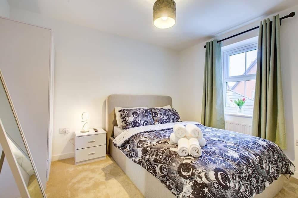 33 Cranesbill Close, pet friendly, with a garden in Colchester in Colchester, Essex