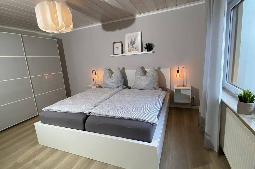 Ganze Wohnung, Neu! Fewo Loreley - 75 qm- Nur 2 Minuten zur Rheinpromenade! Modern und schick! in Sankt Goar, Mittelrhein