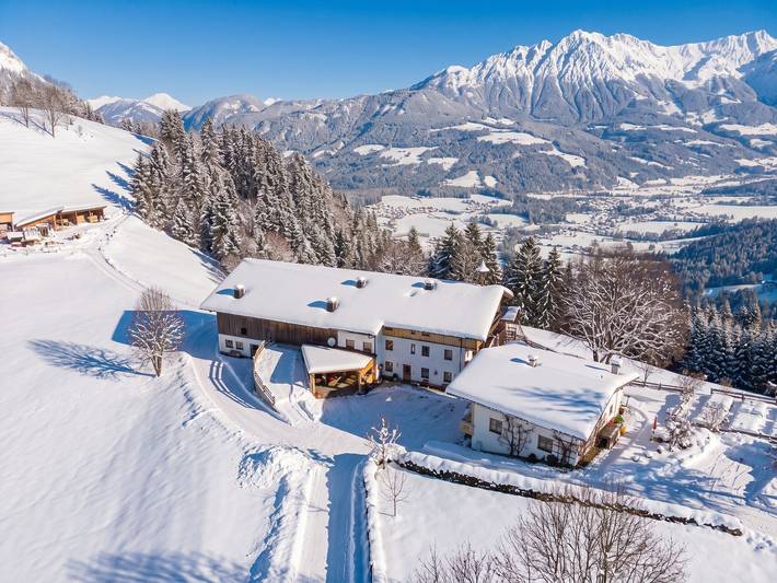 Ganze Wohnung, Geräumige Gruppenwohnung mit schöner Blick auf die Bergwelt in Söll, Kaisergebirge