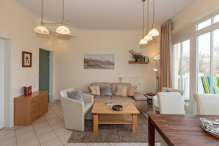 Ferienwohnung für 4 Personen, mit Balkon und Sauna, mit Haustier in Kühlungsborn