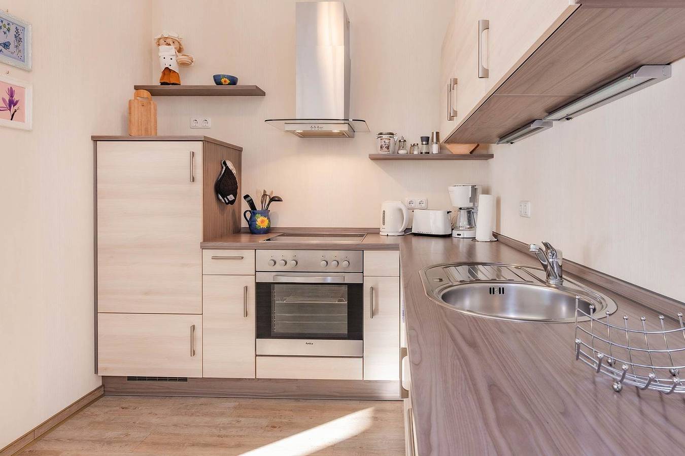 Entire apartment, Fewo Kleine Auszeit 02 - gemütliches Domizil im Koserower Ortszentrum in Koserow, Bernsteinbäder