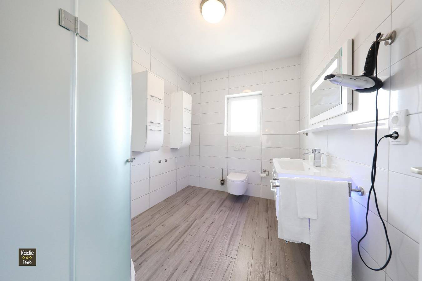 Ganze Ferienwohnung, Apartment Carmen in Vir mit Garten und Terrasse in Vir