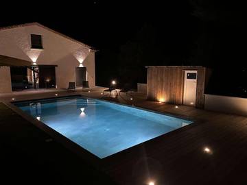 Cottage pour 12 personnes, avec piscine et jardin à Palaja