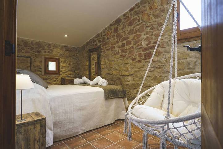 Gîte pour 18 personnes, avec balcon et jardin dans Terra Alta - 2