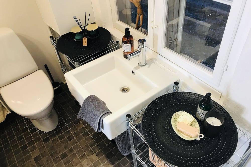 Ganze Wohnung, Charmantes Apartment mit Balkon im Latin Quarer ❤️of Cph Stadtzentrum in Kopenhagen Zentrum, Kopenhagen