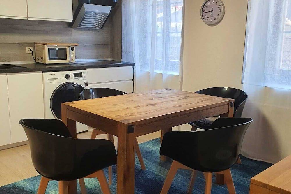 Ganze Wohnung, Geand 4.5 pc apartment in Orvin - Babylone in Orvin, Naturpark Chasseral
