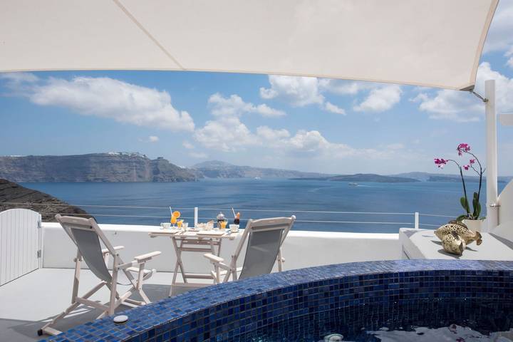 Holiday rental for 2 people, with Ocean view and Balcony as well as Terrace in Oia