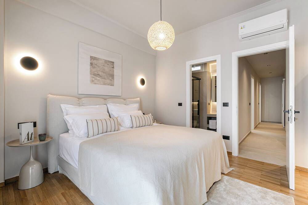 Entire apartment, Syntagma Acropolis View Residence in Central Section of Athens, Athens