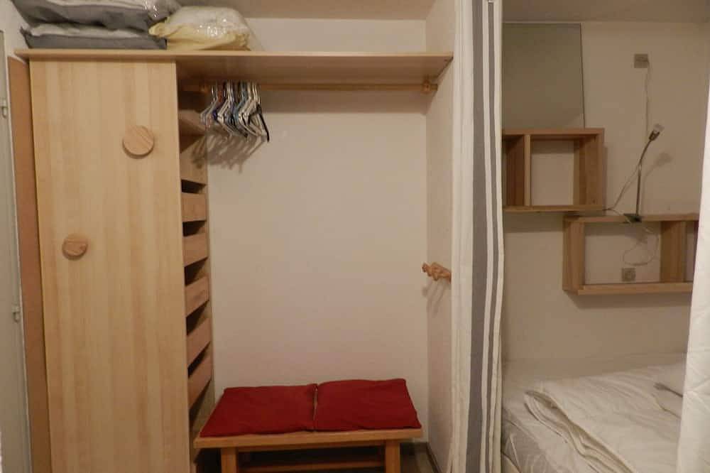 Apartamento entero, Apartamento 6 pers, 1 cabina, a pie de pistas, balcón, ascensor in La Ferrière, Le Pleynet