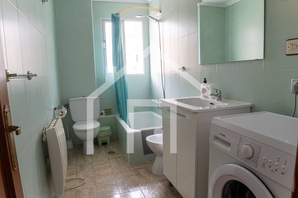 Entire apartment, Apartamento La Luz - Tranquilo in Avilés, Costa Verde (Spain)