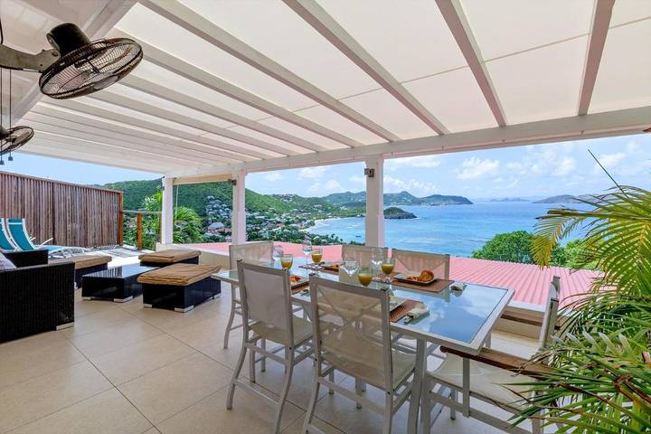 Villa pour 4 personnes, avec jardin ainsi que vue et vue sur le lac dans Saint-Barthélemy