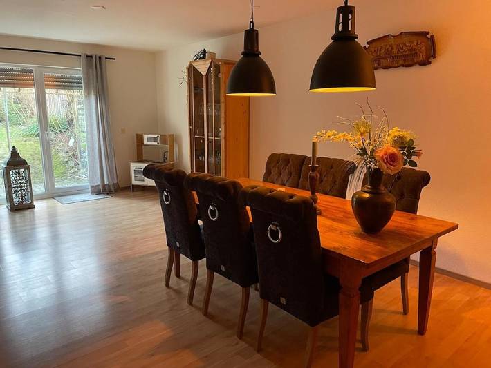 Ferienhaus für 6 Personen, mit Terrasse und Garten in Kürten