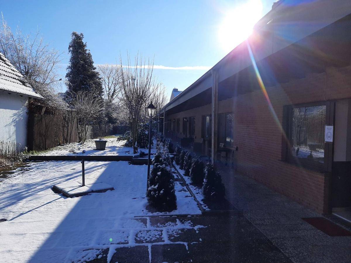 Large Double or Twin Room in Lehrte, Hannover und Umgebung