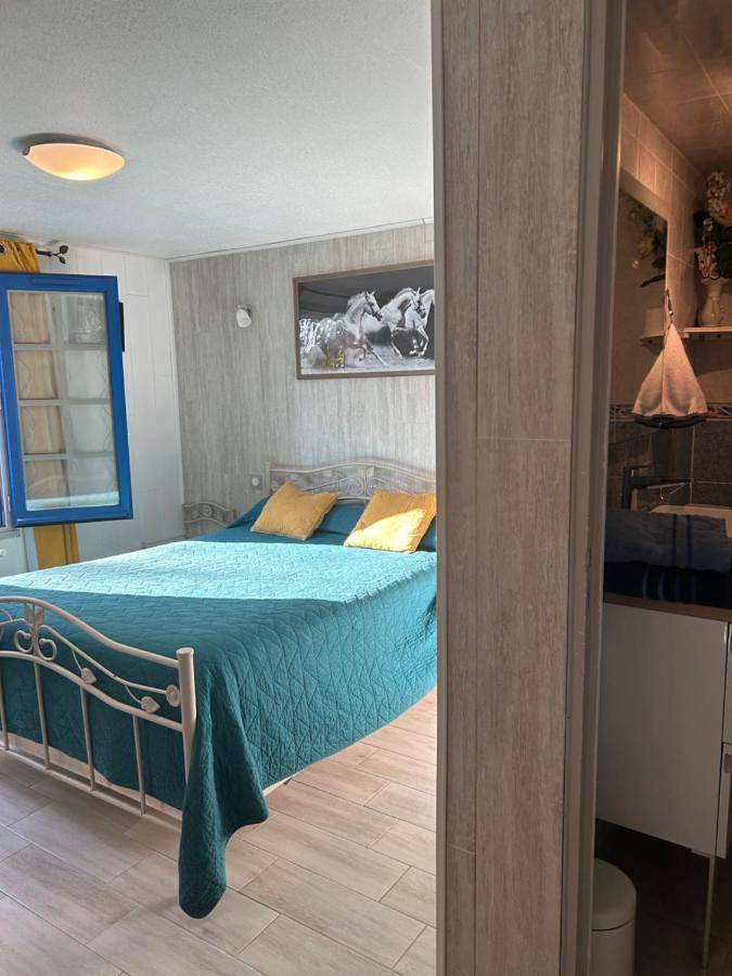 Alojamiento y desayuno para 2 personas, con jardín además de vistas y terraza, Familias con niños - 1